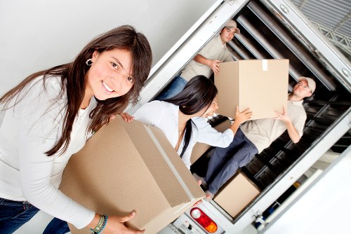 Spacious moving truck for local relocation in Ruislip