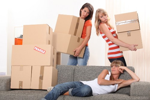 Professional removal van service in Ruislip for apartment relocation