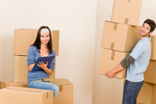 Secure loading of delicate belongings into a moving van